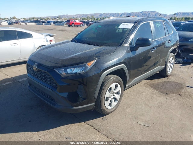 Toyota RAV4 LE 2021 2T3H1RFV0MC165346 Image 2