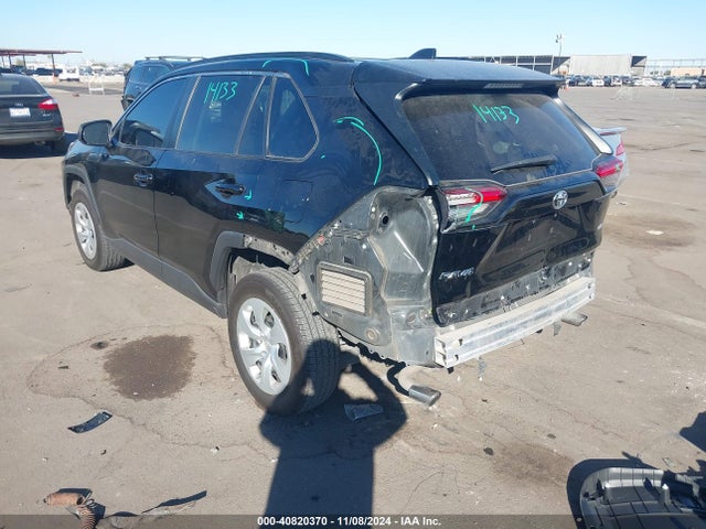 Toyota RAV4 LE 2021 2T3H1RFV0MC165346 Image 3
