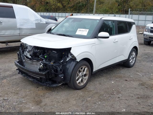 KNDJ23AU9R7228133 KIA SOUL LX
