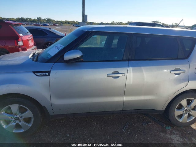 KIA Soul 2017 KNDJN2A24H7500876 Image 14