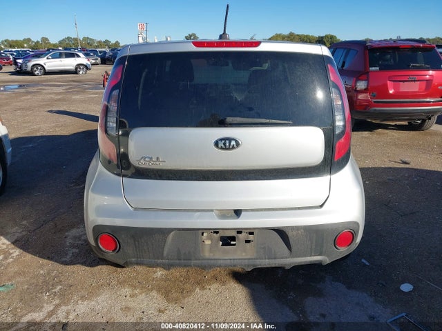KIA Soul 2017 KNDJN2A24H7500876 Image 16