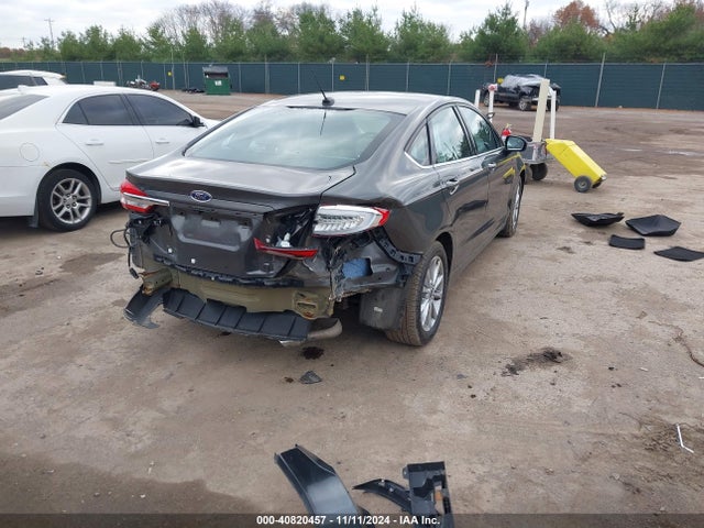 3FA6P0G78HR162713 Ford FUSION S