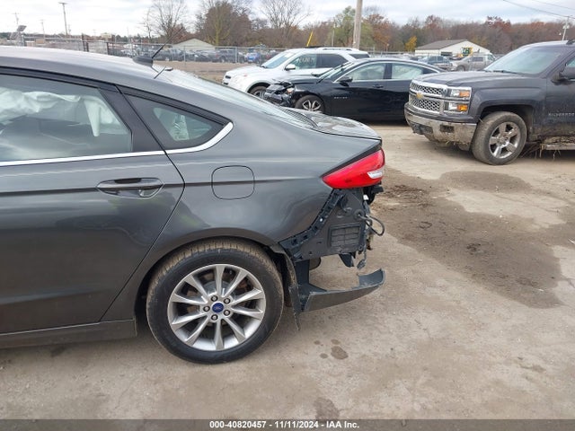 3FA6P0G78HR162713 Ford FUSION S