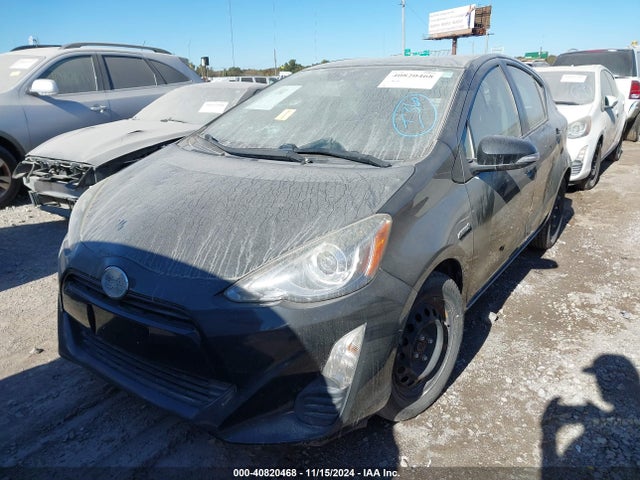 JTDKDTB31G1126166 Toyota Prius C Two
