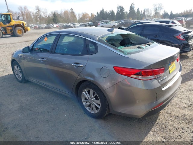 KIA Optima Lx 2017 5XXGT4L31HG165021 Image 3