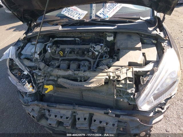 Ford FOCUS S 2018 1FADP3E25JL303998 Image 10