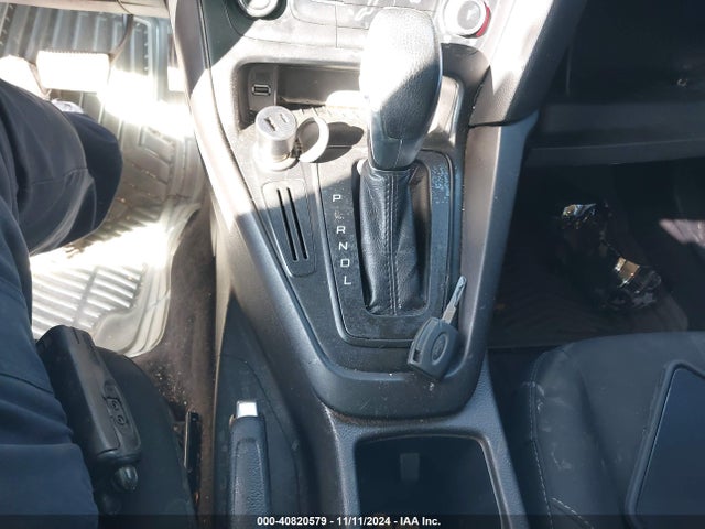 Ford FOCUS S 2018 1FADP3E25JL303998 Image 11