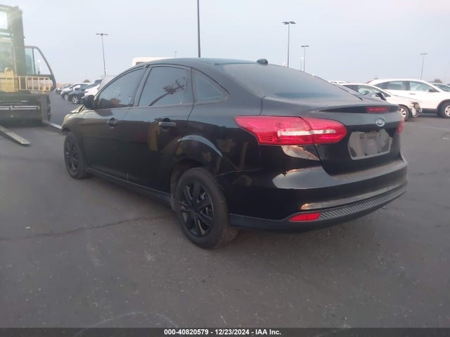 1FADP3E25JL303998 Ford FOCUS S