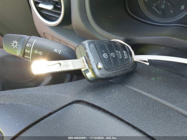 KM8K1CAA6MU663436 Hyundai Kona Se