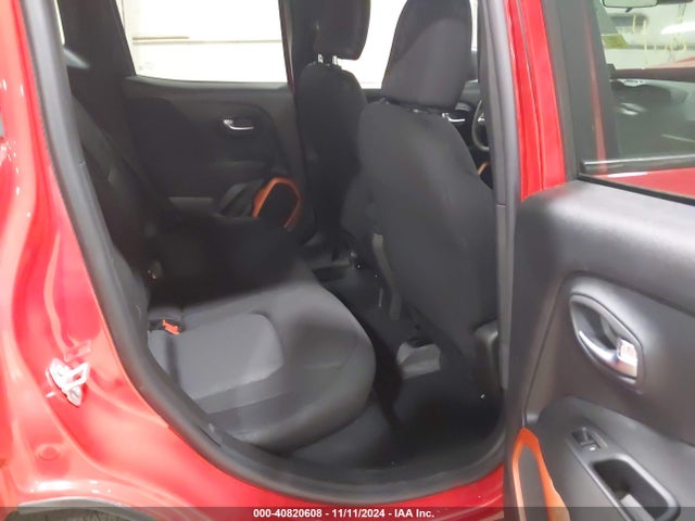 Jeep Renegade Upland Edition 4x4 2018 ZACCJBAB9JPH99052 Image 8