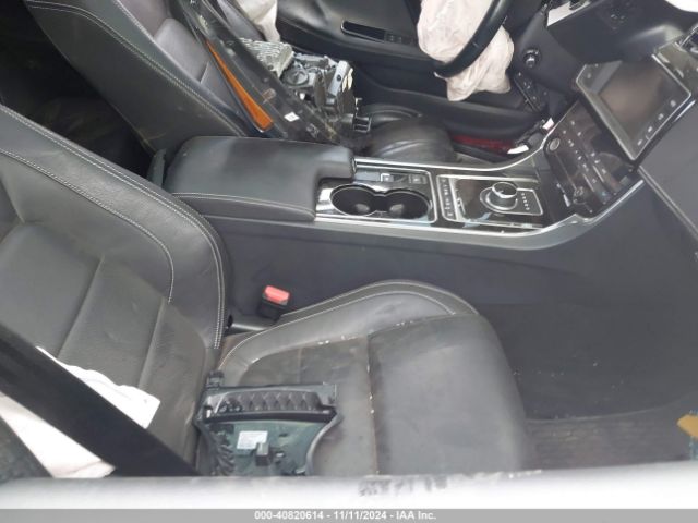 SAJAL4BV6HA960071 Jaguar Xe 35t R-sport