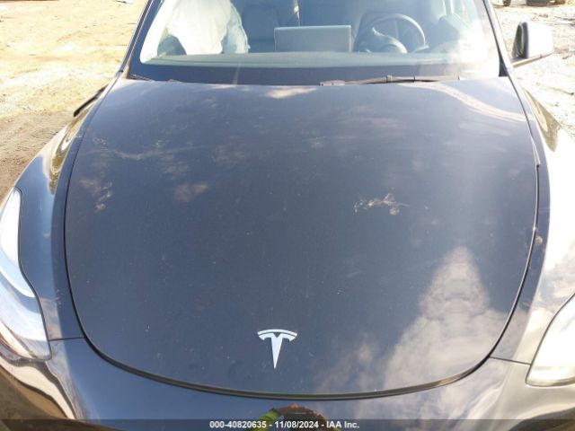 7SAYGDEE1NF450861 Tesla Model Y Long Range Dual Motor All-wheel Drive