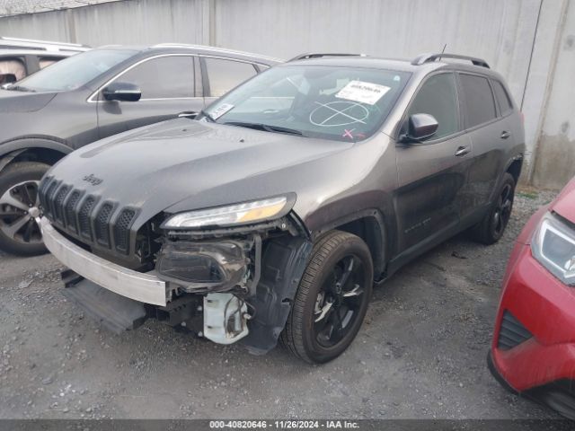 1C4PJLCBXJD565988 Jeep Cherokee Latitude Fwd