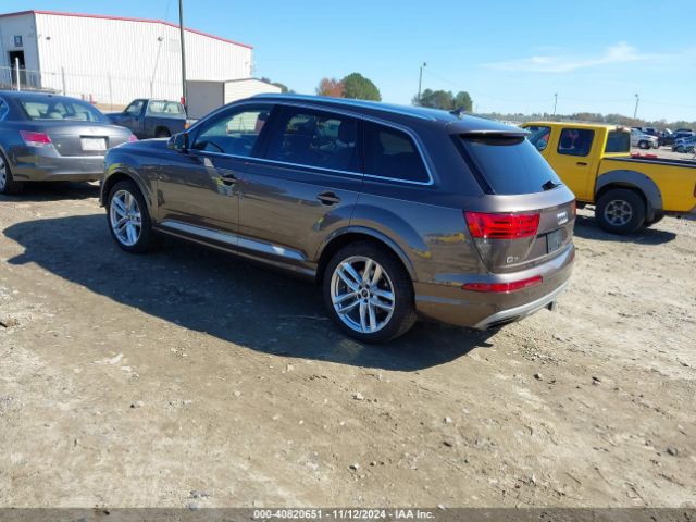 WA1VAAF72HD021878 Audi Q7 3.0t Premium