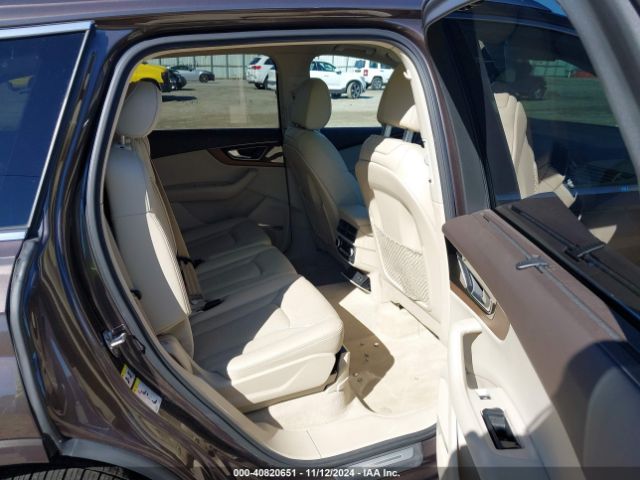 WA1VAAF72HD021878 Audi Q7 3.0t Premium
