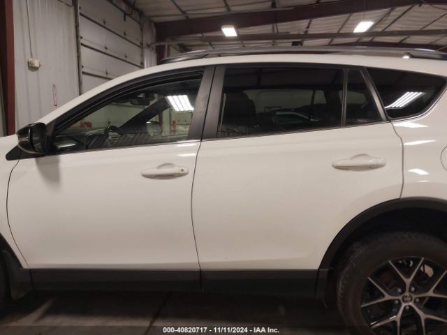 JTMJFREV0JJ736475 Toyota RAV4 SE