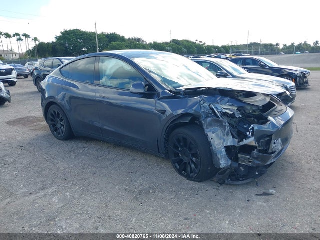 2022 TESLA MODEL Y 7SAYGDEE6NA003715 Photo 0