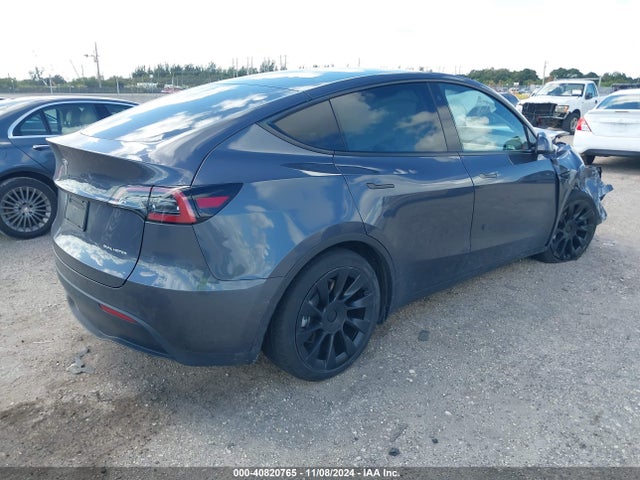 2022 TESLA MODEL Y 7SAYGDEE6NA003715 Photo 3