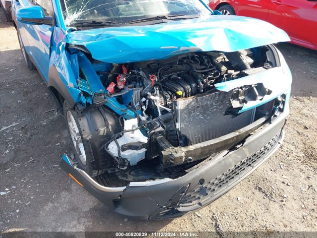 KM8K22AB3NU873400 Hyundai Kona Se