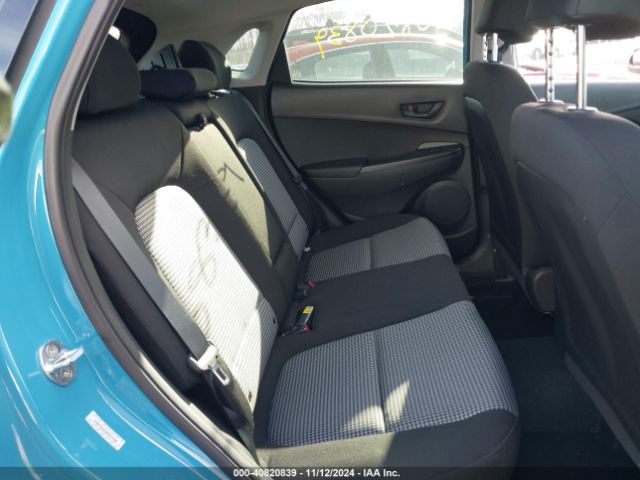 KM8K22AB3NU873400 Hyundai Kona Se