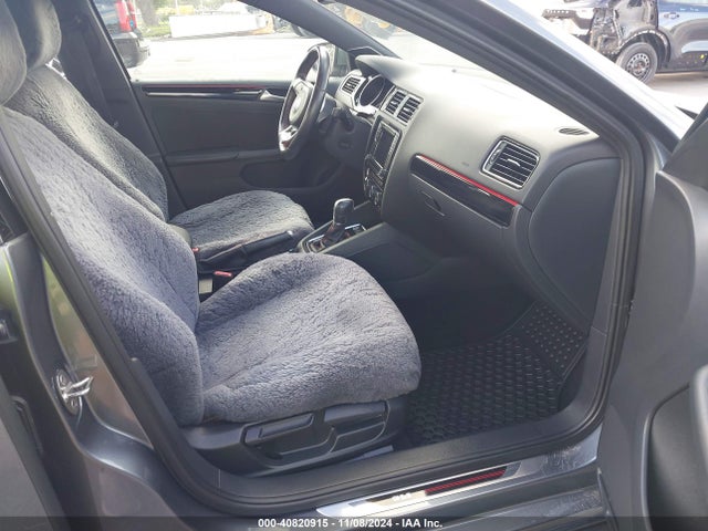 3VW4T7AJ7HM348196 Volkswagen JETTA GLI