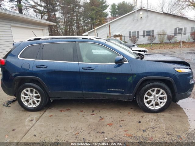1C4PJMCB9JD559640 Jeep Cherokee Latitude 4x4