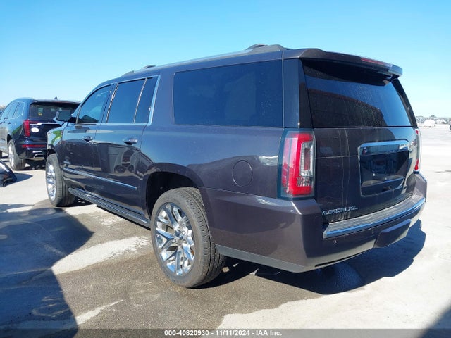 1GKS2HKJ3JR305727 GMC YUKON XL DENALI