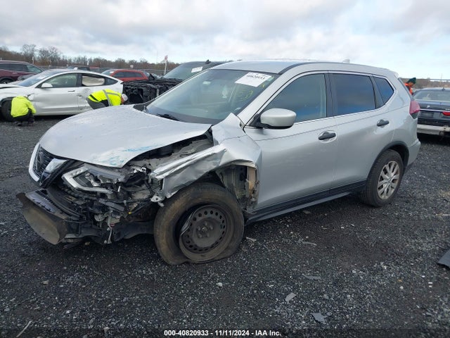 Nissan ROGUE S 2019 5N1AT2MT5KC790694 Image 2
