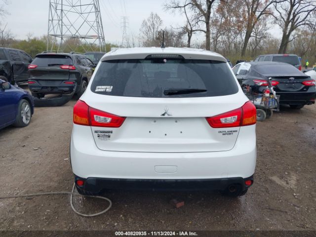 JA4AP3AU0GZ041067 Mitsubishi Outlander Sport 2.0 Es