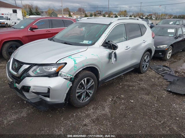 Nissan ROGUE SV 2019 5N1AT2MV9KC813721 Image 2