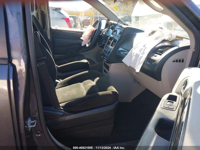 2C4RDGBG6GR331082 Dodge Grand Caravan Se/sxt