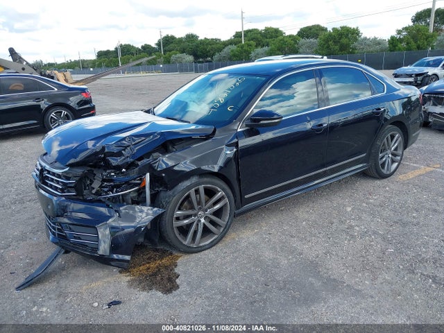 1VWDT7A38HC067365 Volkswagen Passat 1.8t R-line