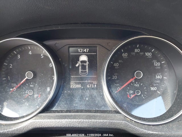 1VWDT7A38HC067365 Volkswagen Passat 1.8t R-line