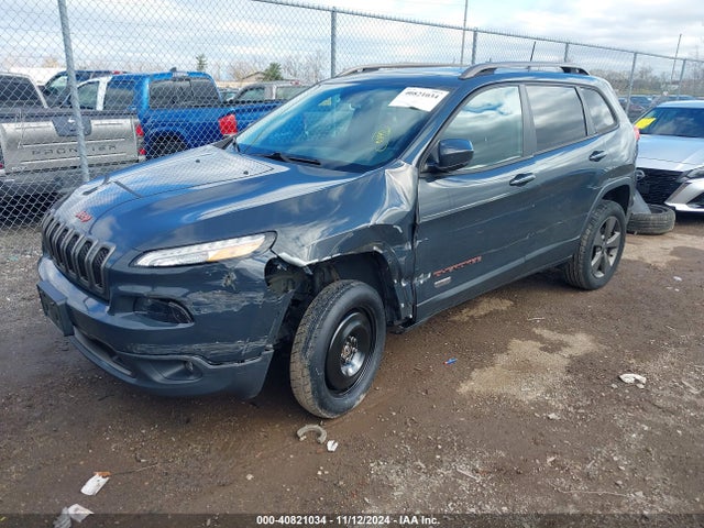 1C4PJMCS3HW547143 Jeep Cherokee 75th Anniversary Edition 4x4
