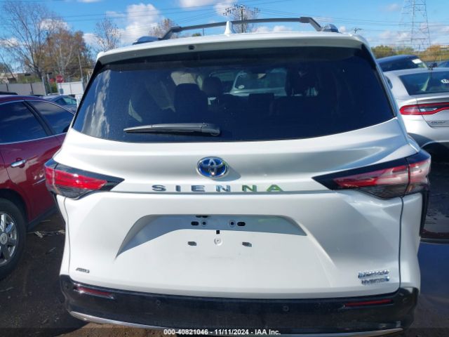 5TDZSKFC0RS152806 Toyota Sienna Limited