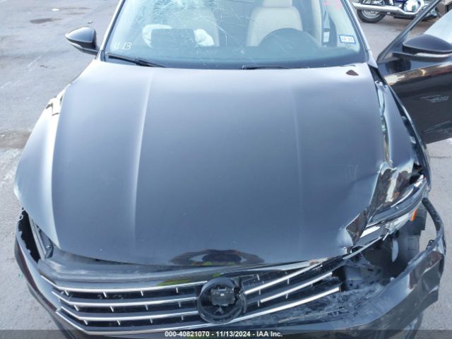 1VWLA7A37KC012298 Volkswagen Passat 2.0t Wolfsburg Edition