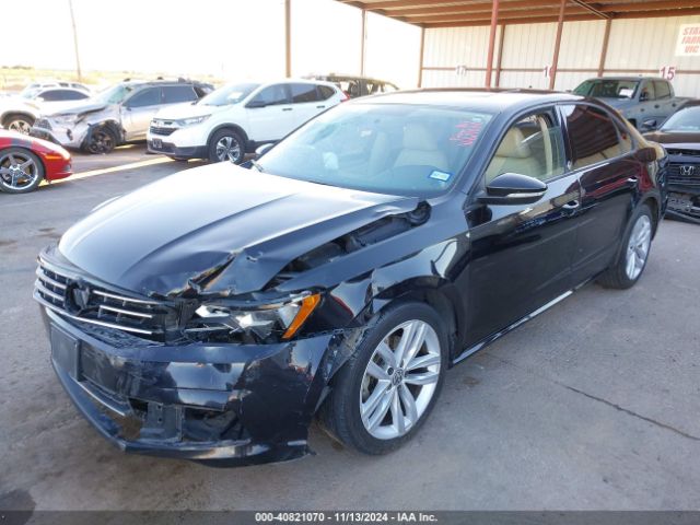 1VWLA7A37KC012298 Volkswagen Passat 2.0t Wolfsburg Edition
