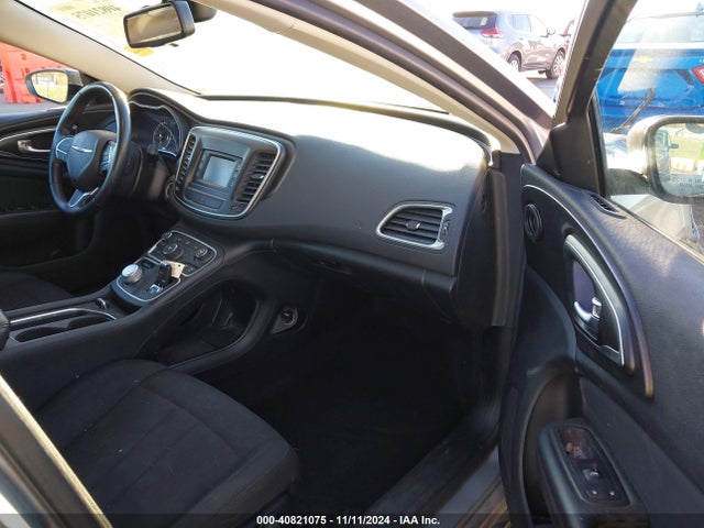 1C3CCCFB1HN509113 Chrysler 200 Touring