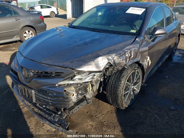 4T1C11AKXLU884764 Toyota CAMRY LE