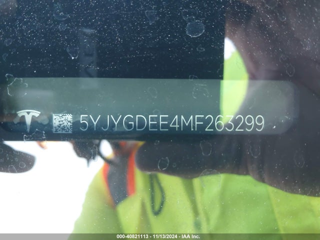 2021 TESLA MODEL Y 5YJYGDEE4MF263299 Photo 8