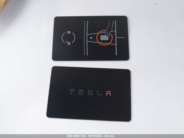 2024 TESLA MODEL Y 7SAYGDEE7RF102522 Photo 10