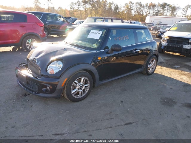 2012 MINI COOPER WMWSU3C53CT186543 Photo 1