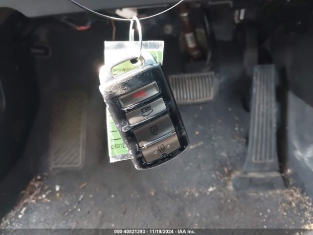 KNALN4D70E5131062 KIA Cadenza Premium