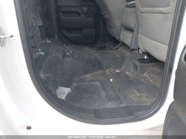 1GC2CUEG4HZ166655 Chevrolet Silverado 2500hd Wt