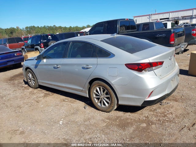 Hyundai SONATA SE 2019 5NPE24AF1KH759062 Image 14