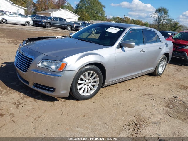 2C3CCAAG9EH119890 Chrysler 300