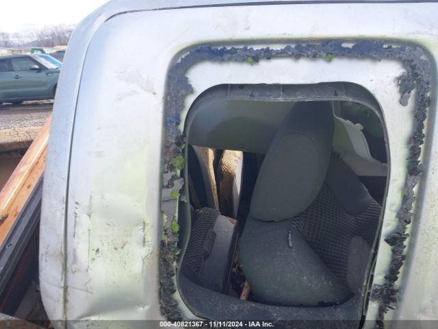 1N6AD0CW1GN796860 Nissan Frontier Sv