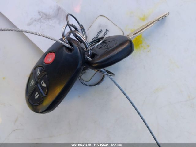 5TDKK3DC0FS654981 Toyota Sienna Le 8 Passenger