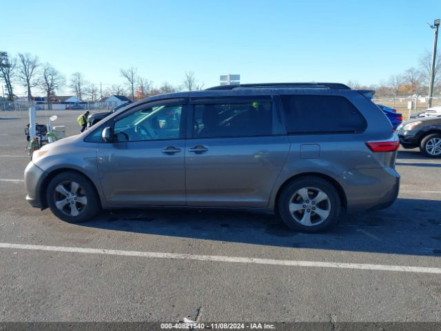 5TDKK3DC0FS654981 Toyota Sienna Le 8 Passenger