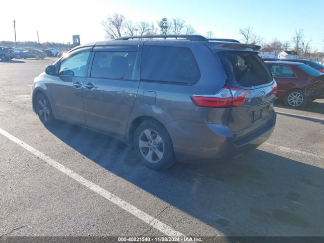 5TDKK3DC0FS654981 Toyota Sienna Le 8 Passenger